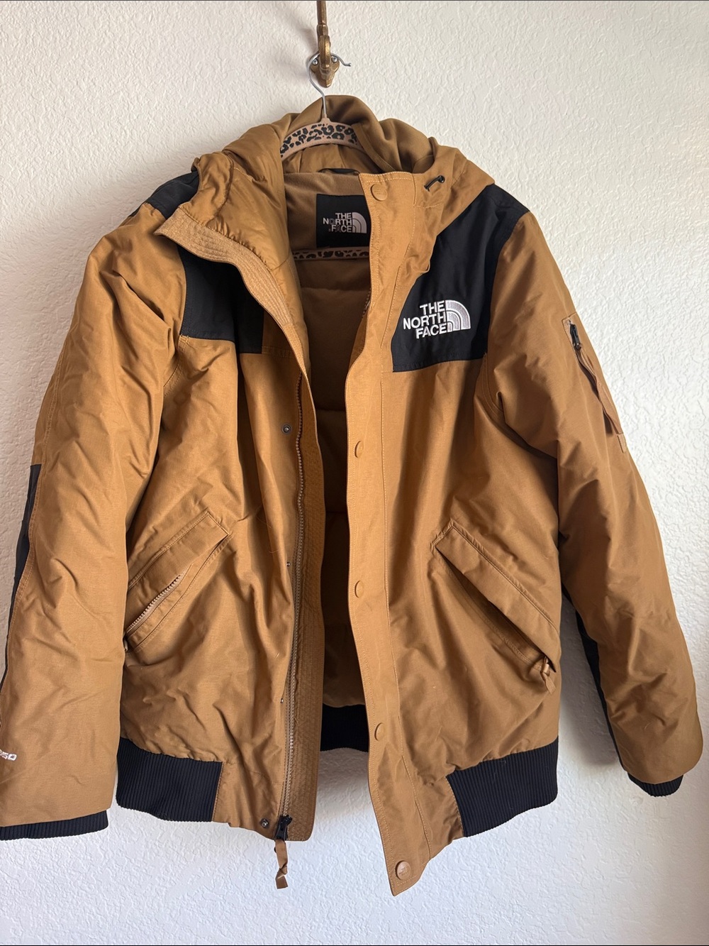 The North Face Men's Tan and Black Puffer Jacket